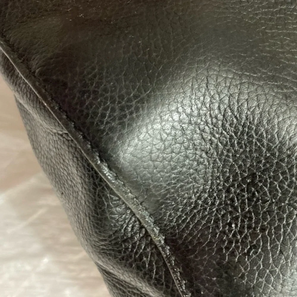 Coach RARE vintage black leather madison savoy bag made in Italy
